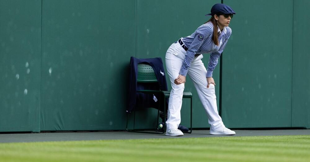 &Egrave; la fine di Wimbledon? Di certo dei giudici di linea. Dopo 147 anni si arrende all&#039;intelligenza artificiale anche il torneo di tennis pi&ugrave; tradizionale: ma il falco sar&agrave; affidabile sull&#039;erba?