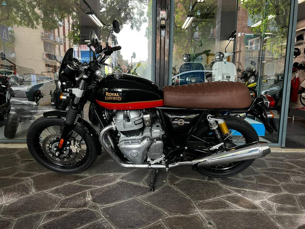 Royal Enfield Interceptor 650 (2021 - 25)