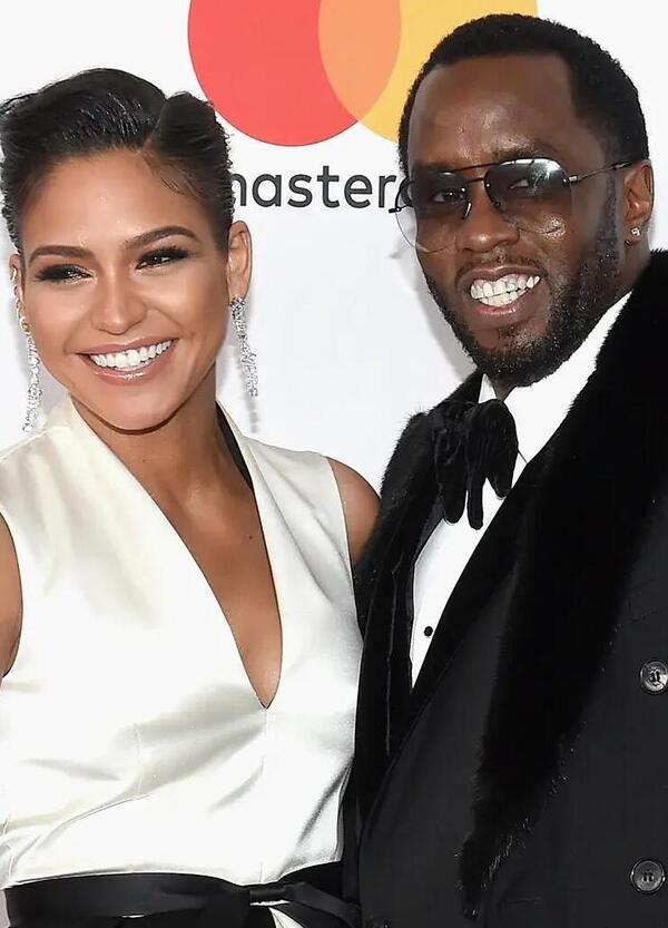 Diddy in prigione, ma davvero la diffusione del video in cui picchia Cassie Ventura &egrave; stata organizzata? E da chi ha ottenuto il filmato la Cnn? Gli avvocati di Sean Combs hanno una convinzione forte: ecco quale