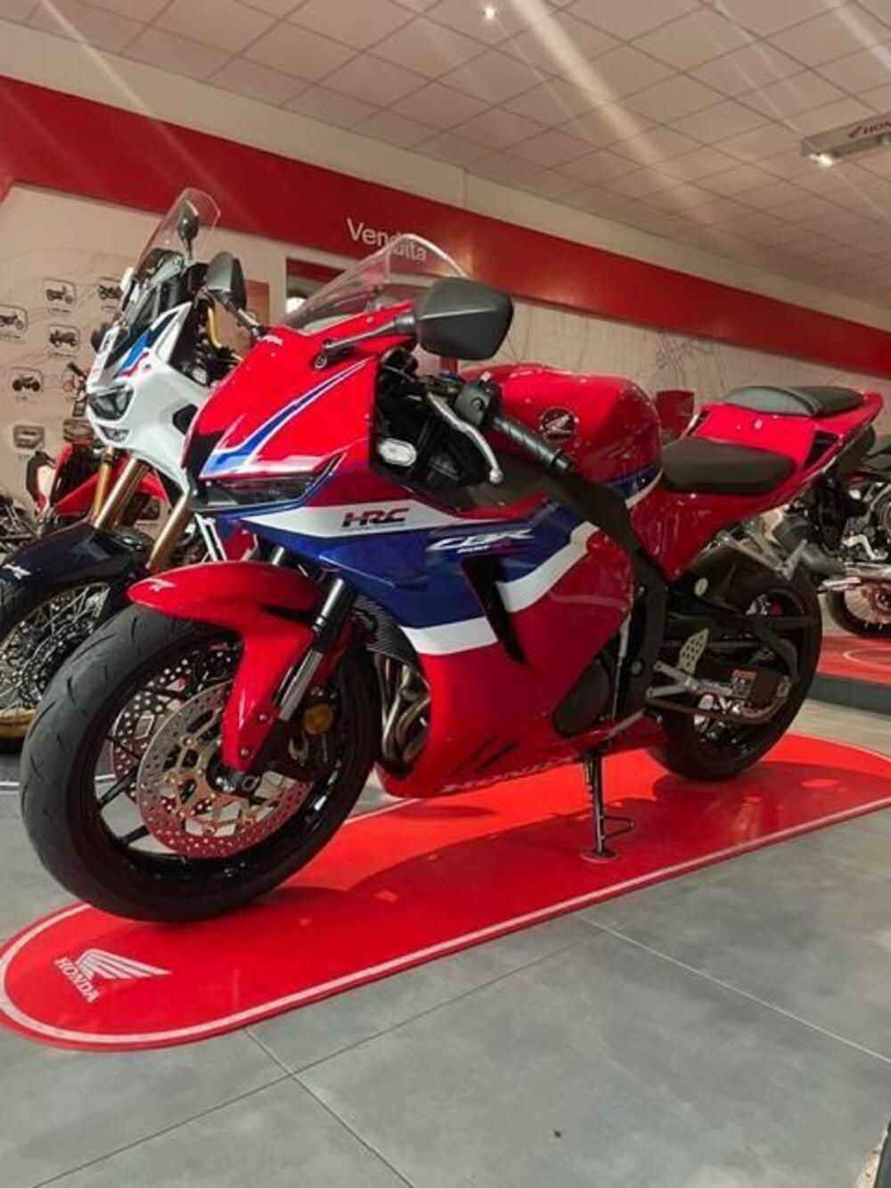 Honda CBR 600 RR (2024 - 25)