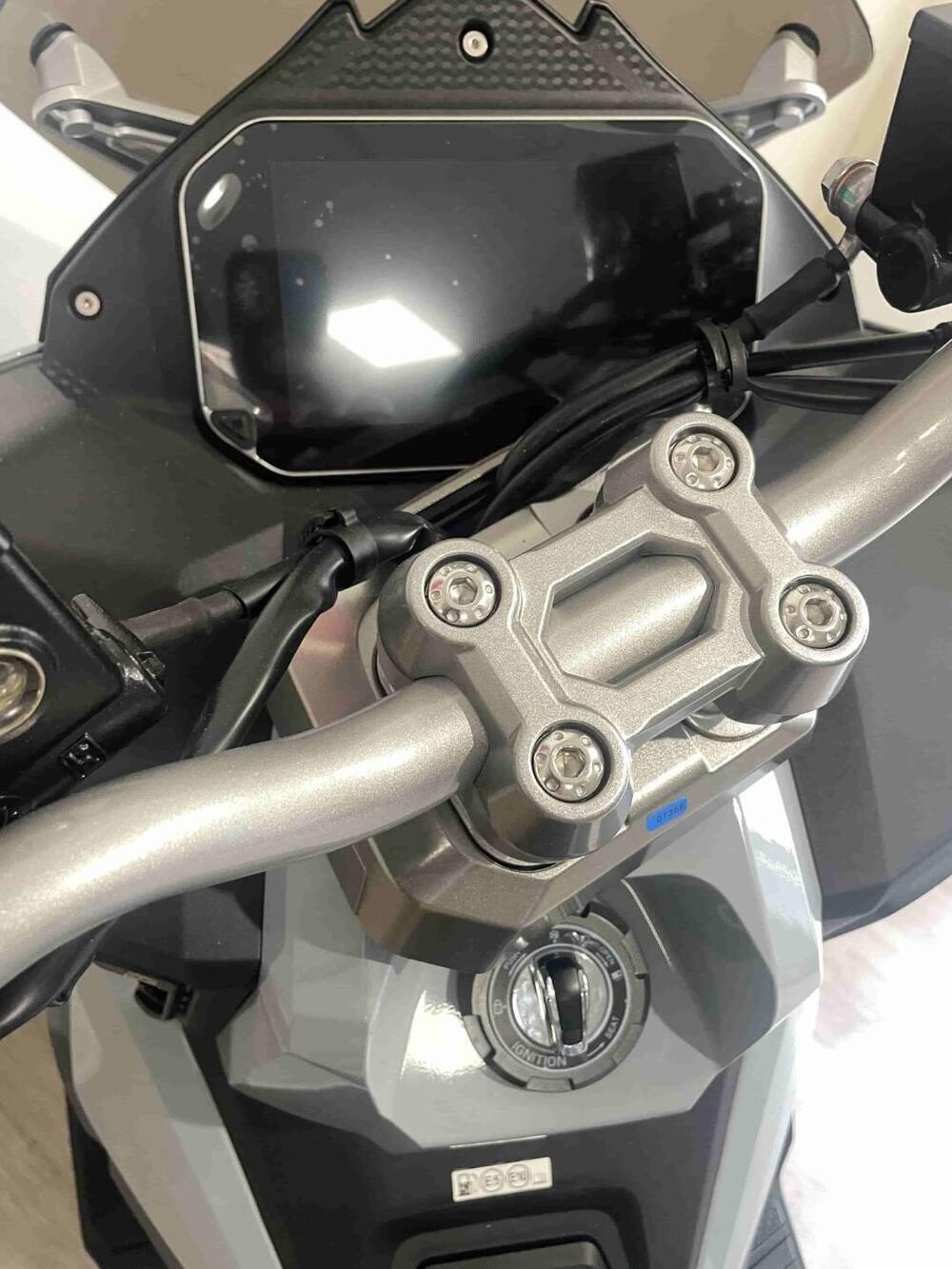 Sym ADX 300 (2024 - 25) (4)