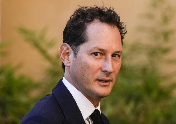 John Elkann, tregua con il governo Meloni? Tavares in Parlamento, via libera alla cessione della maggioranza di Comau (robotica legata all&rsquo;ex Fiat), ma...