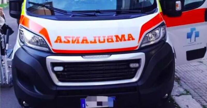 Incidente mortale a Foggia. Motociclista investe in pieno un cane, la caduta &egrave; stata fatale