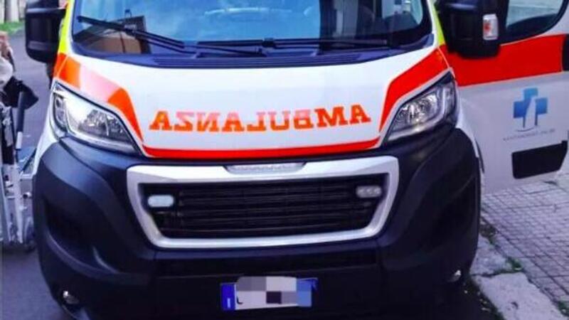 Incidente mortale a Foggia. Motociclista investe in pieno un cane, la caduta &egrave; stata fatale