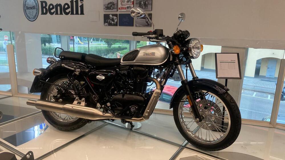 Benelli Imperiale 400 (2021 - 25) (4)