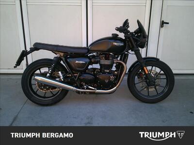 Triumph Street Twin 900 (2016) usata