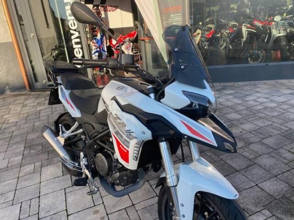 Benelli TRK 251 (2022 - 25) (3)