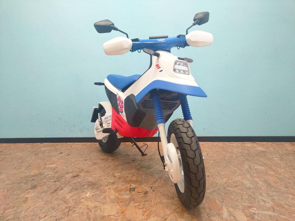 FELO Moto FW-03 (2023 - 25) (3)