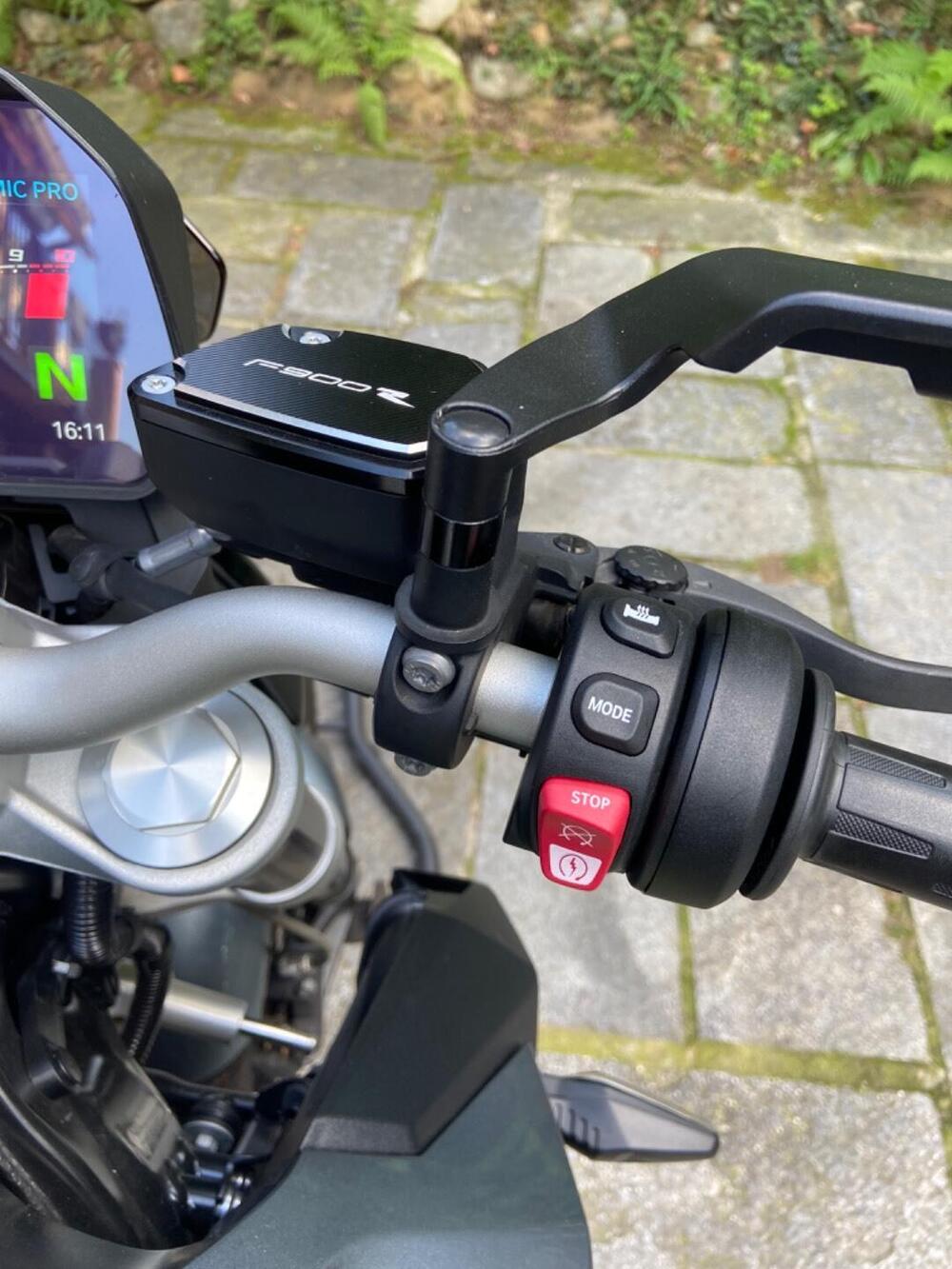 Bmw F 900 R (2021 - 24) (8)