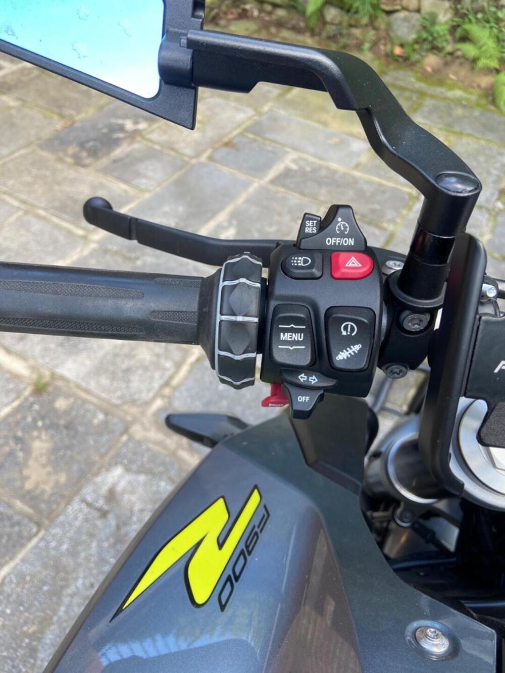 Bmw F 900 R (2021 - 24) (9)