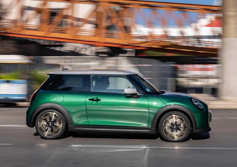 MINI Mini (2023-->>) (8)