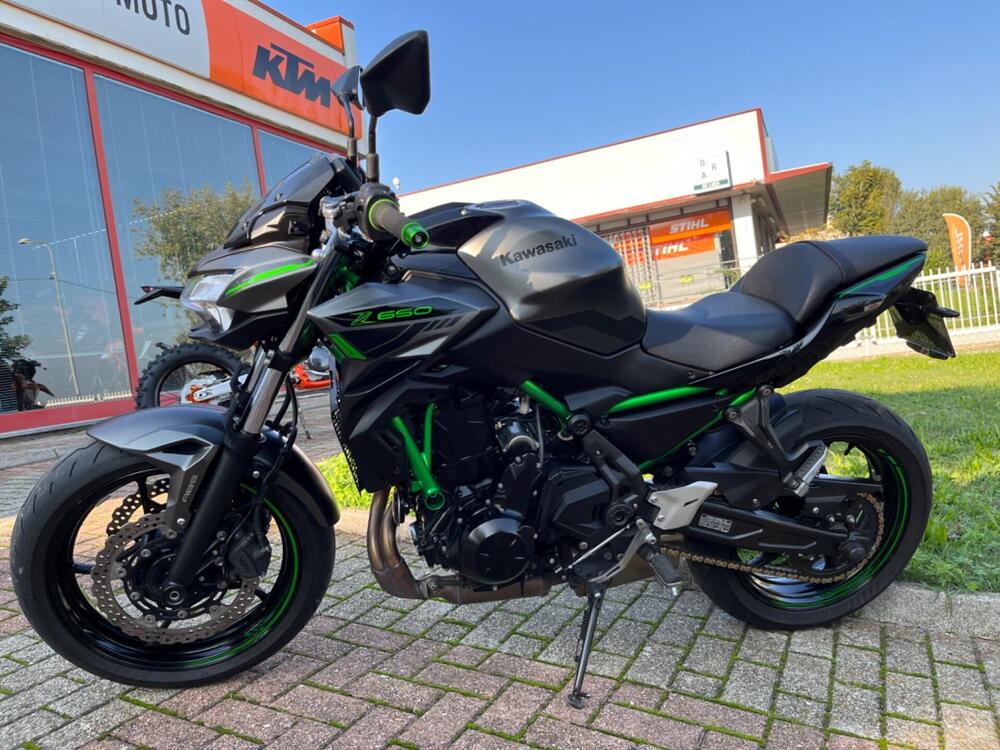 Kawasaki Z 650 (2021 - 24) (9)