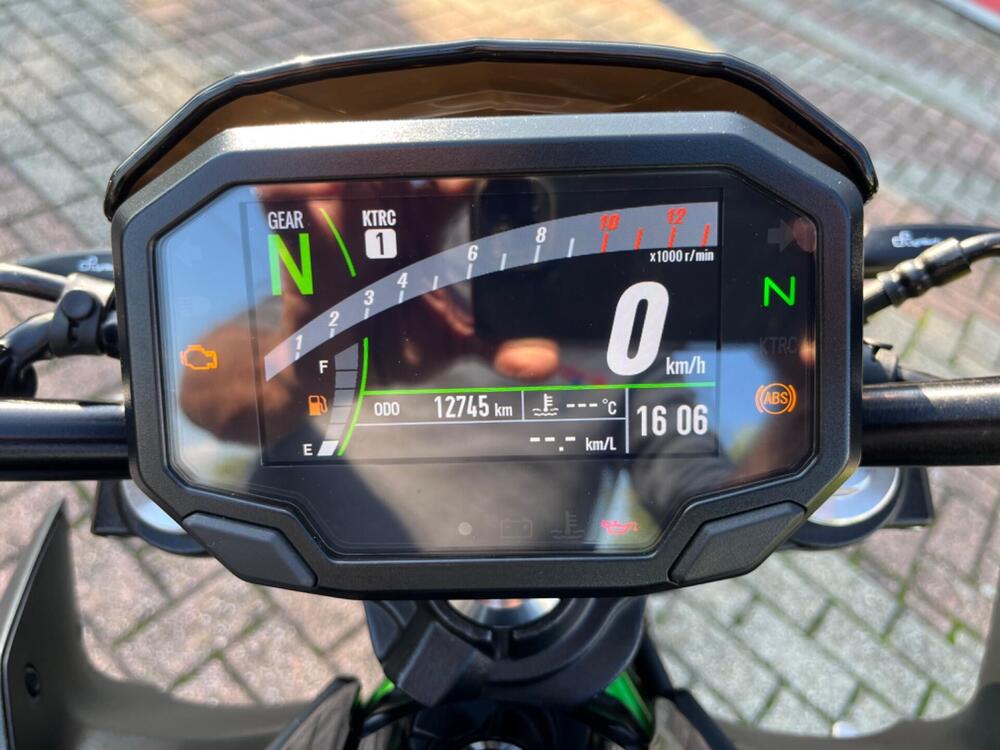 Kawasaki Z 650 (2021 - 24) (17)