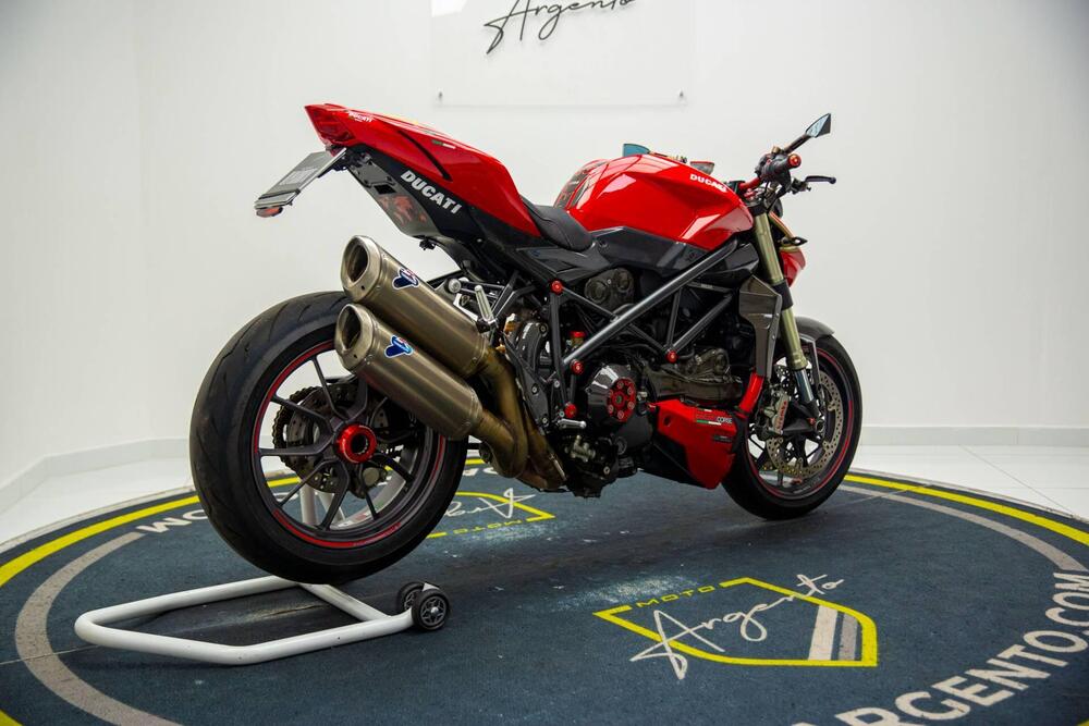 Ducati Streetfighter (2009 - 12) (5)