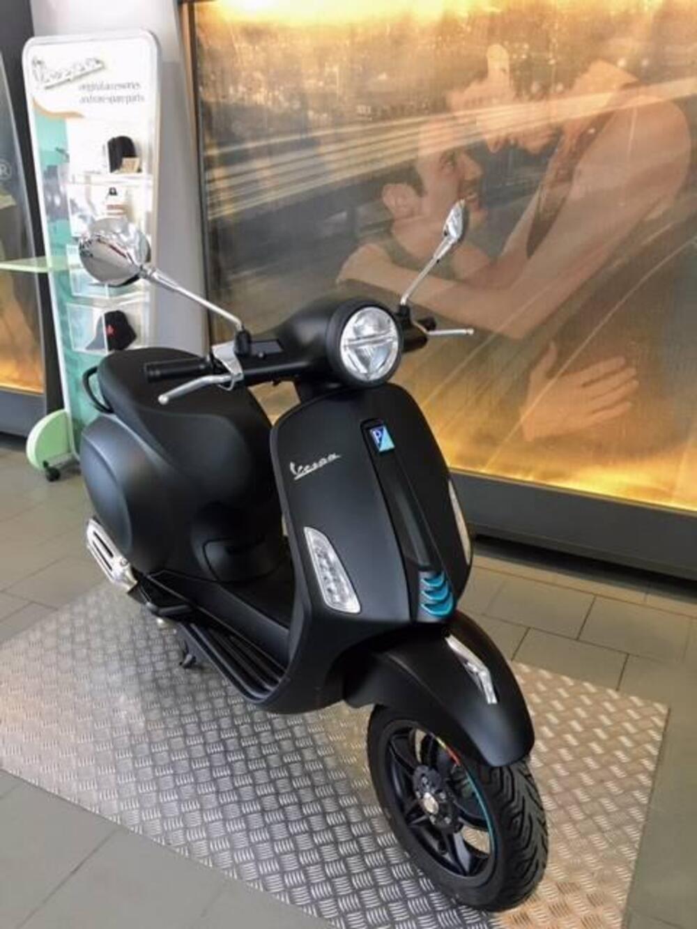 Vespa Primavera 50 S (2023 - 25) (2)