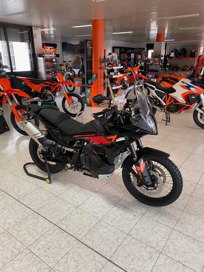 KTM 790 Adventure (2023 - 24) nuova