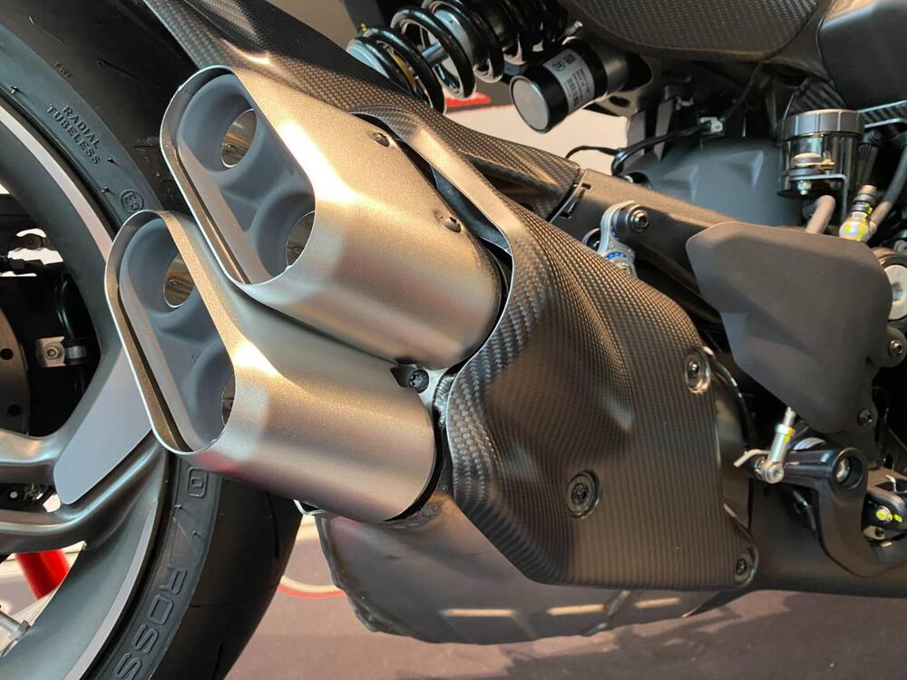 Ducati Diavel for Bentley (2024) (7)