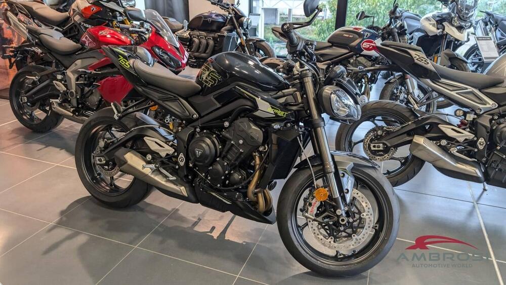 Triumph Street Triple 765 RS (2023 - 25) (2)