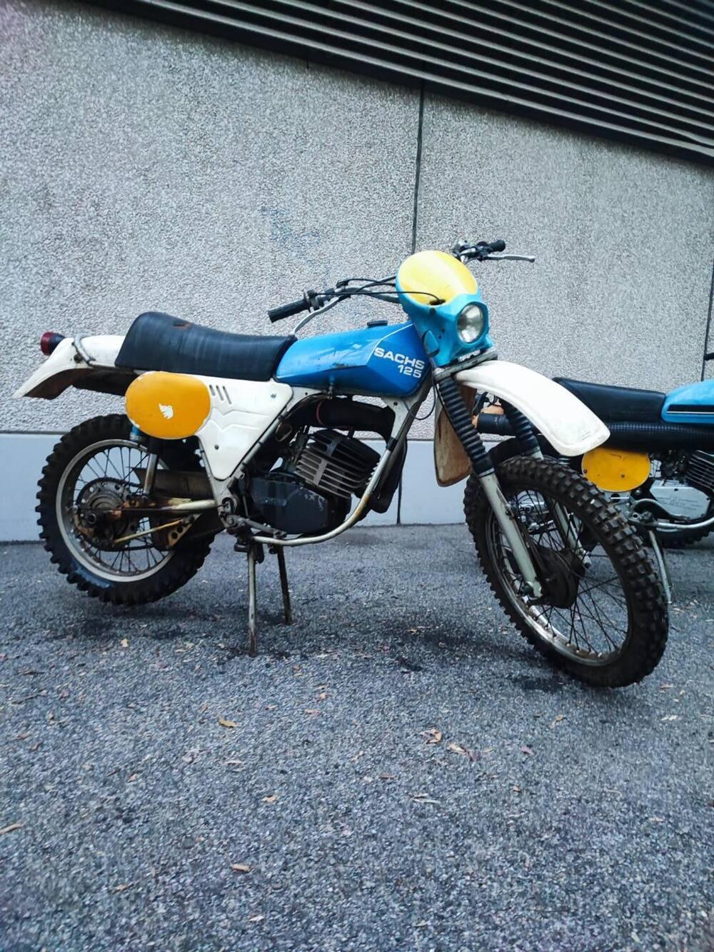 Dkw DKW 125 gs DaL 1974 al 1977 (3)