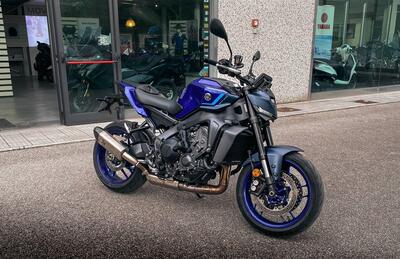 Yamaha MT-09 Y-AMT (2024 - 25) nuova