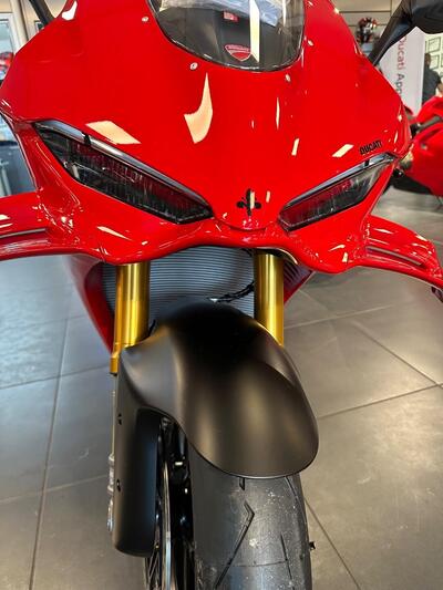 Ducati Panigale V4 S (2025) nuova