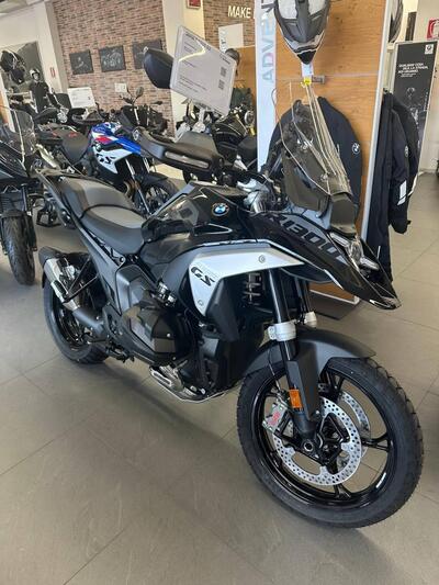 Bmw R 1300 GS Triple Black (2023 - 25) nuova