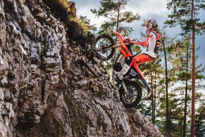 KTM Freeride E 2025: l'elettrica da off-road si aggiorna. Ecco come [VIDEO E GALLERY]
