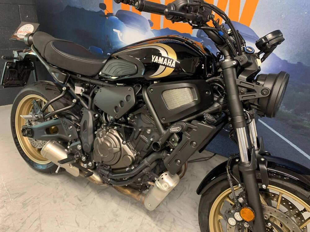 Yamaha XSR 700 (2022 - 26) (3)