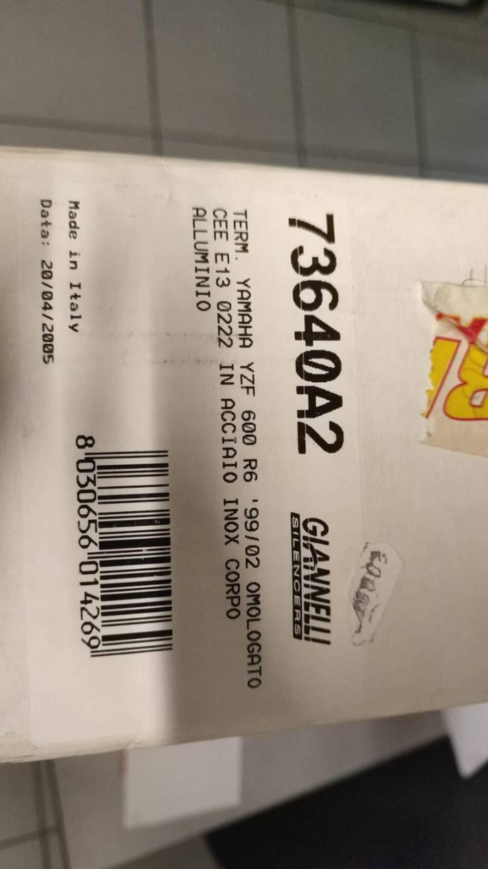 Terminale Yamaha R6 99/02 omologato Giannelli (3)