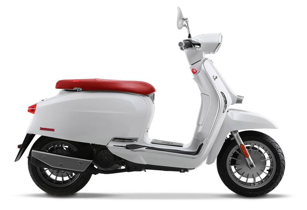 Lambretta V125 Special (2021 - 25) (3)