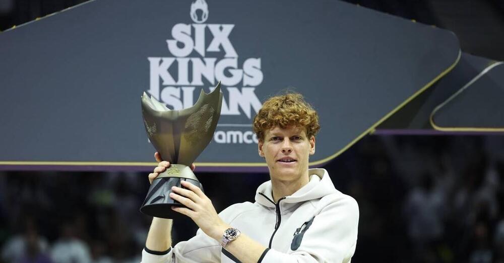 Jannik Sinner batte Alcaraz (dopo Djokovic) ed &egrave; record anche nei guadagni: ecco quanti milioni ha incassato col Six Kings Slam e nel 2024 nonostante il caso doping Costebol (e non &egrave; finita)