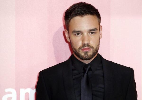 Morte di Liam Payne, ma che droga ha preso e con che effetti? E davvero gliel&#039;ha procurata un dipendente dell&rsquo;hotel? E cos&rsquo;hanno trovato gli investigatori nella sua stanza? E sulle escort e la fidanzata Kate Cassidy&hellip;