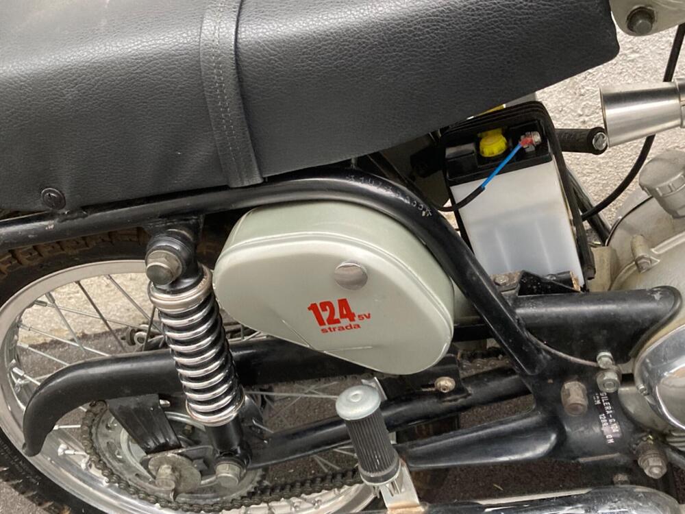 Gilera G 124 - 5 V Strada 1972-TARGA ORO-FMI (11)