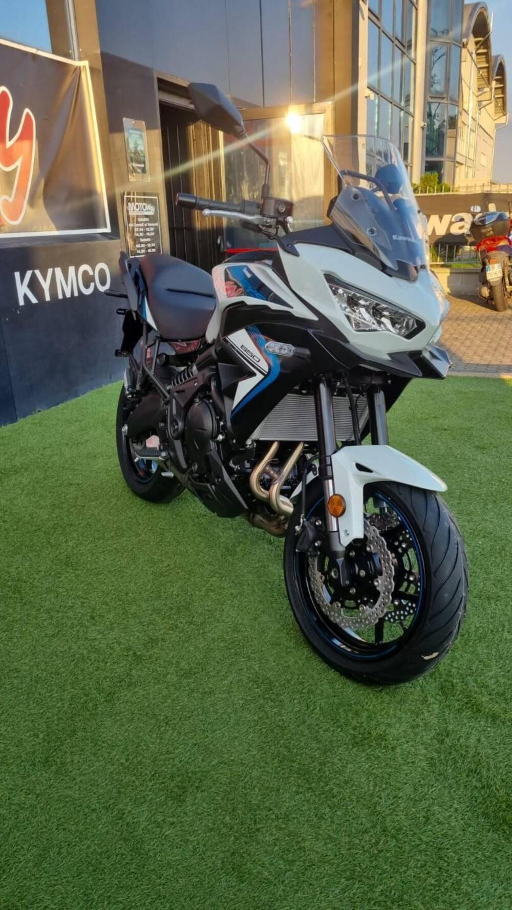 Kawasaki Versys 650 (2025 - 26) (3)