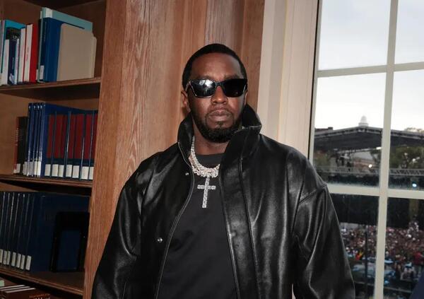 Nuove accuse a Diddy: ha davvero violentato una ragazza di tredici anni? Le cause continuano e intanto Justin Bieber pubblica per la prima volta sui social dopo l&rsquo;arresto del &ldquo;suo&rdquo; Sean Combs e&hellip;