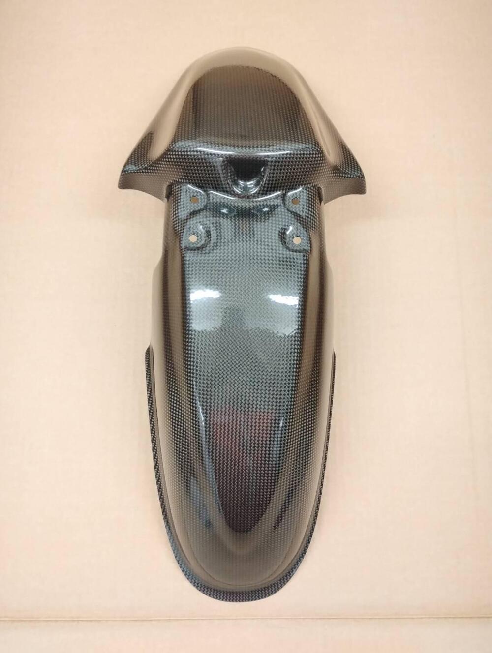 PARAFANGO ANTERIORE IN CARBONIO BMW R 1200 GS '04 (2)