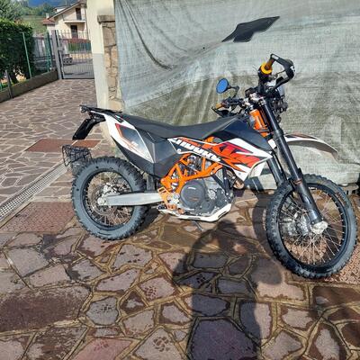KTM 690 Enduro R (2012 - 17) usata