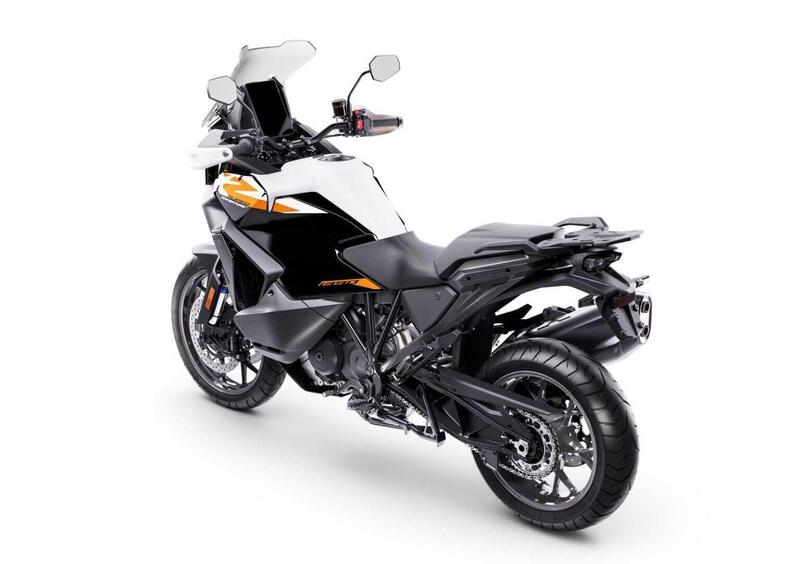 KTM 1390 Super Adventure 1390 Super Adventure S EVO (2026) (10)