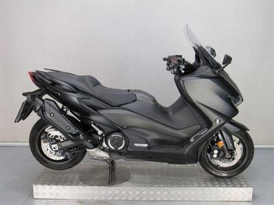 Yamaha T-Max 560 (2020 - 21) usata