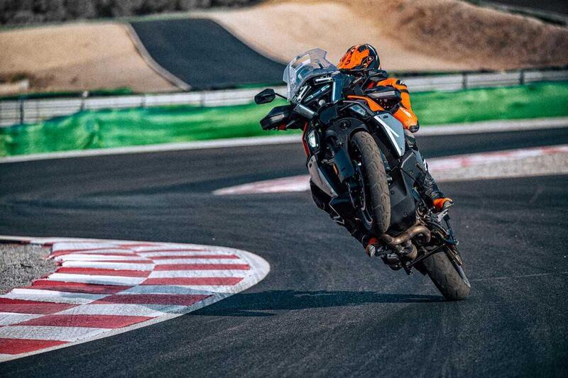 Nuova KTM 1390 Super Adventure S EVO: tutto quello che c&#039;&egrave; da sapere [GALLERY]