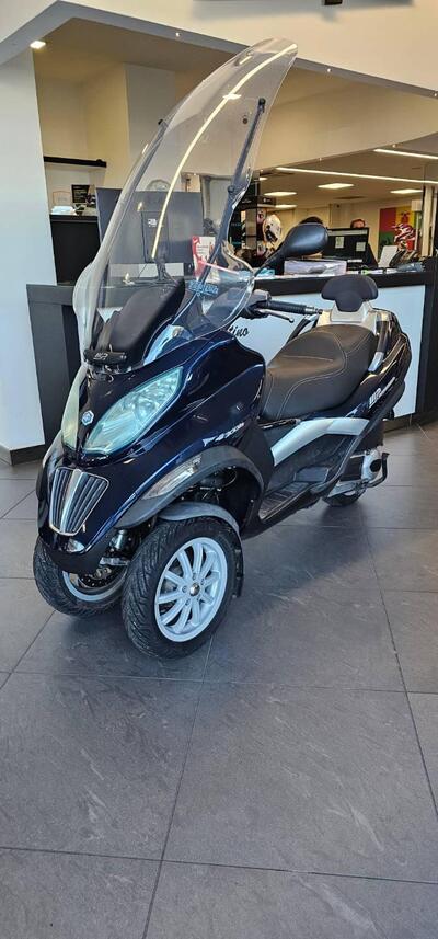 Piaggio MP3 300 (2010 - 11) usata