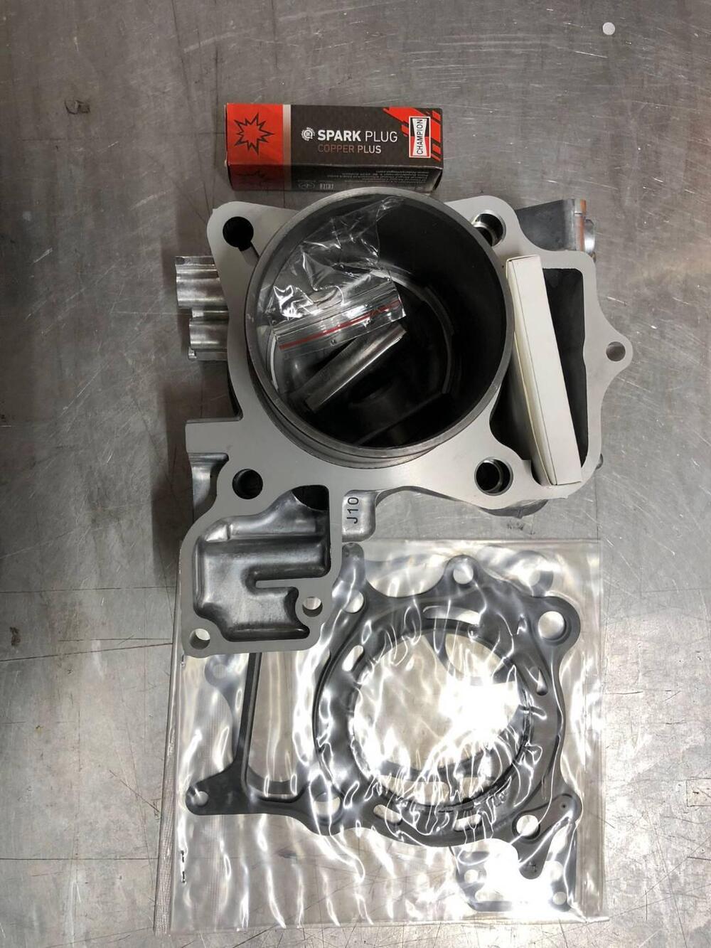 CILINDRO COMPLETO RMS PER HONDA SH 300 CODICE 1000 (2)