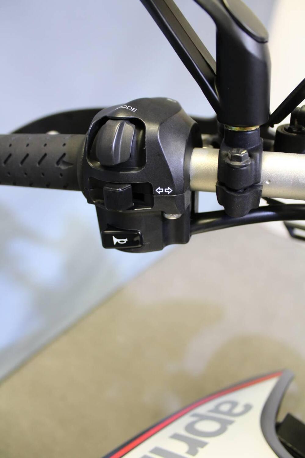 Aprilia Dorsoduro 1200 ABS (2012 - 15) (10)