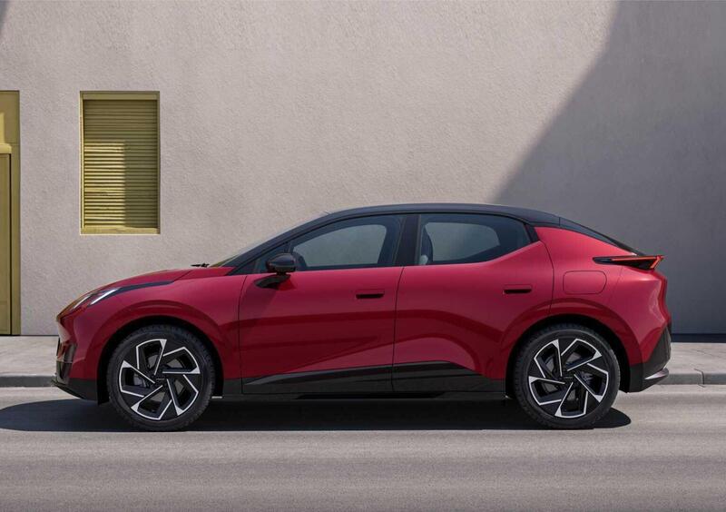 Lynk & Co 02 (2024-->>) (2)