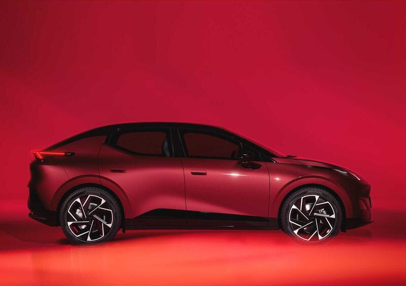 Lynk & Co 02 (2024-->>) (4)
