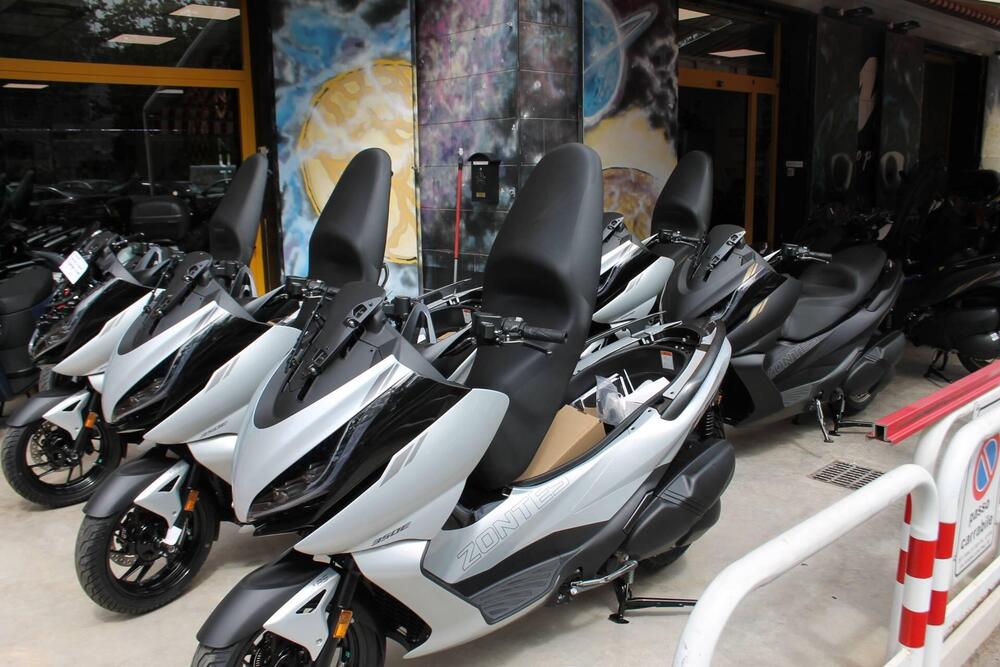 Zontes ZT350-E (2023 - 25) (4)