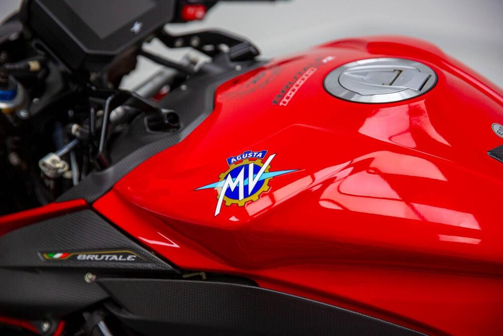MV Agusta Brutale 1000 RR (2021 - 25) (11)