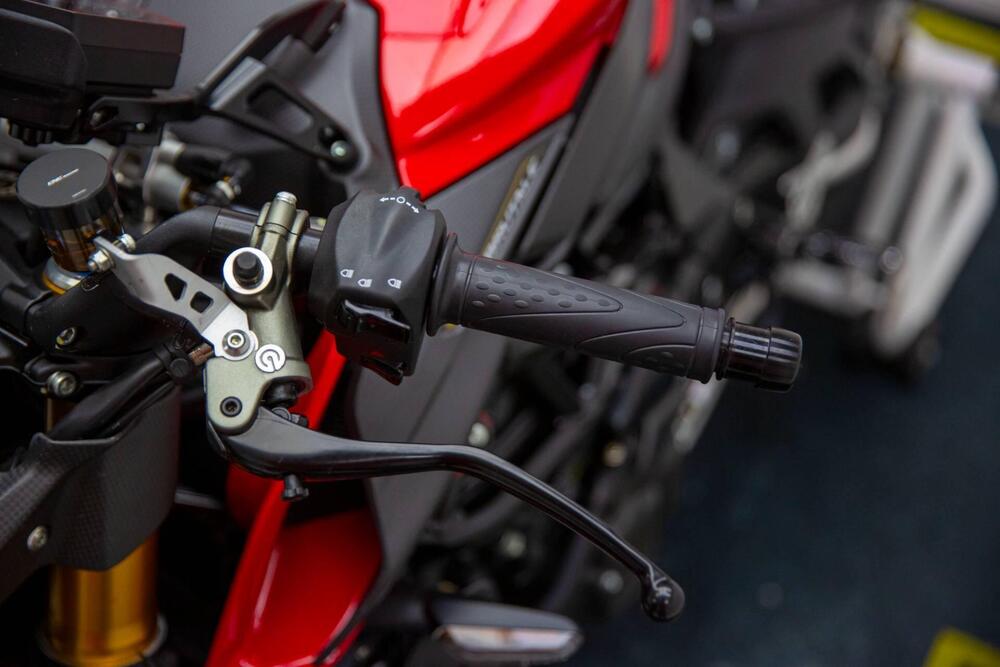 MV Agusta Brutale 1000 RR (2021 - 25) (15)