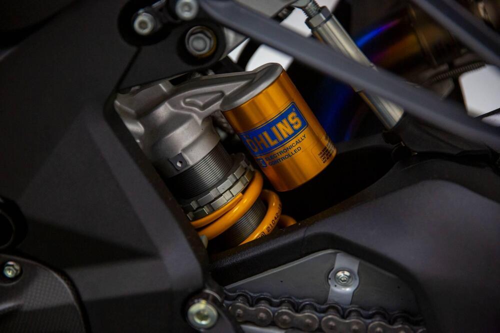 MV Agusta Brutale 1000 RR (2021 - 25) (16)