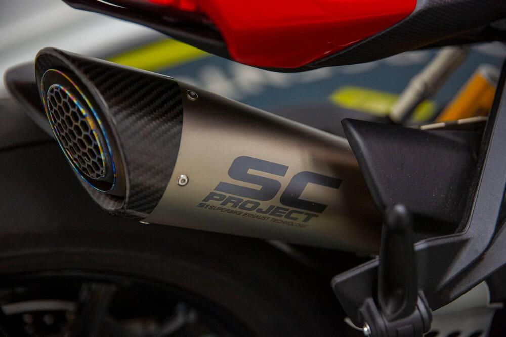 MV Agusta Brutale 1000 RR (2021 - 25) (17)